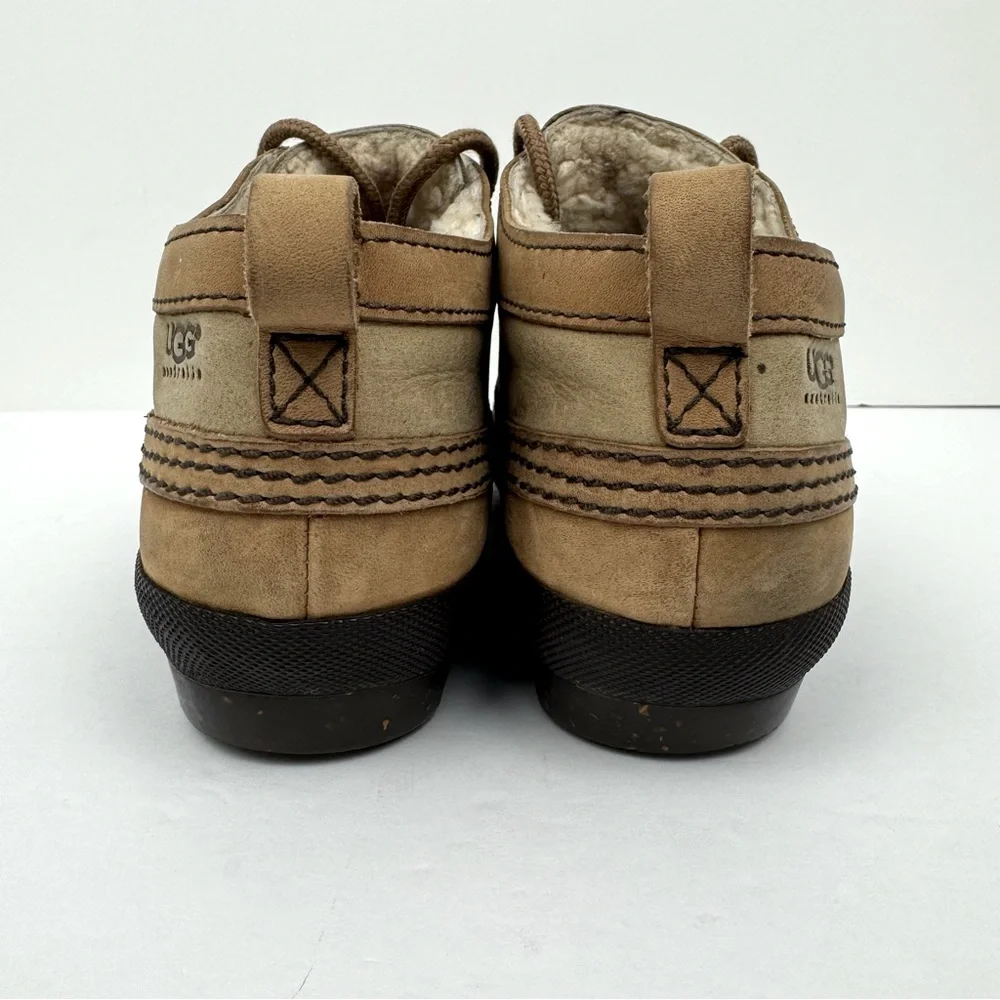 UGG Australia Boots Womens 7.5 Magpie Duck Ankle Bootie. Waterproof tan Leather